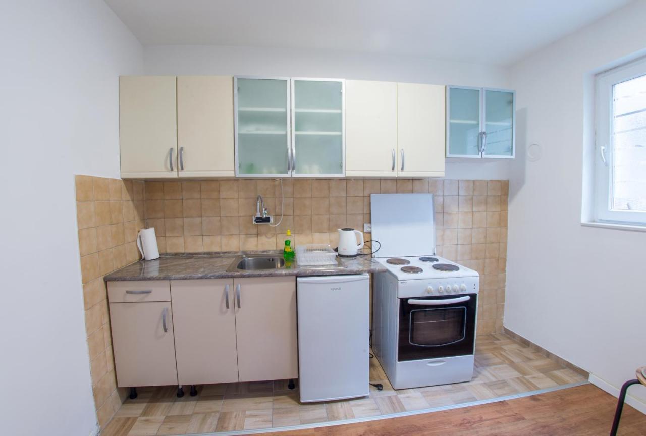 Cozy Corner Near Old Town Apartamento Mostar Exterior foto